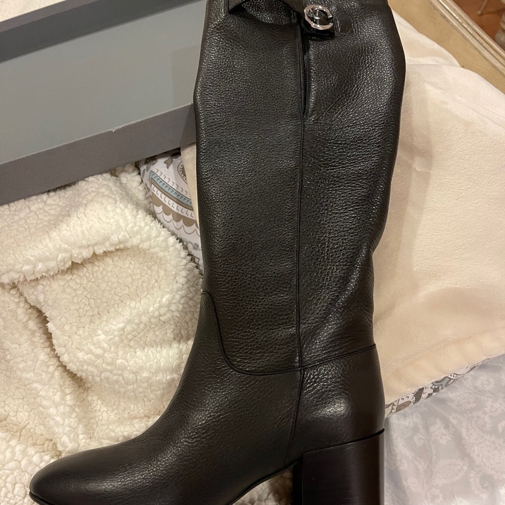 New boots - Picture 5 of 10